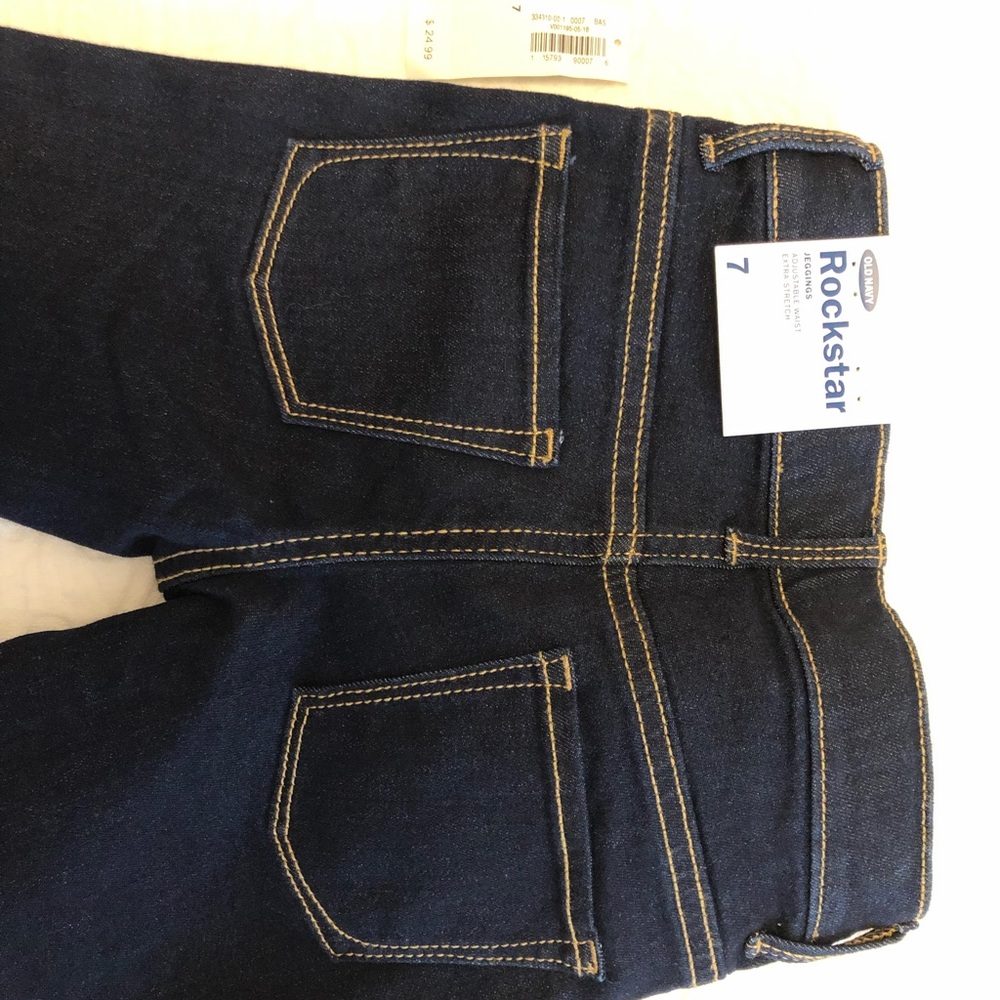 Brand New Girls Old Navy jeggings.